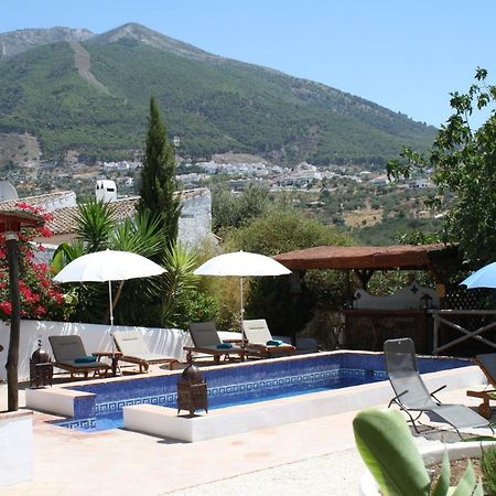 Boutique Bed & Breakfast Casa Utopia Alcaucín Kültér fotó